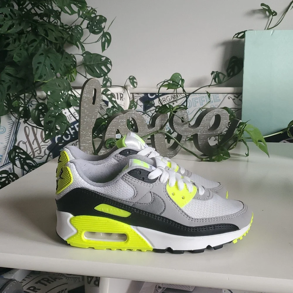 Nike Air Max White and Neon Yellow Sneakers - Picture 1 of 8